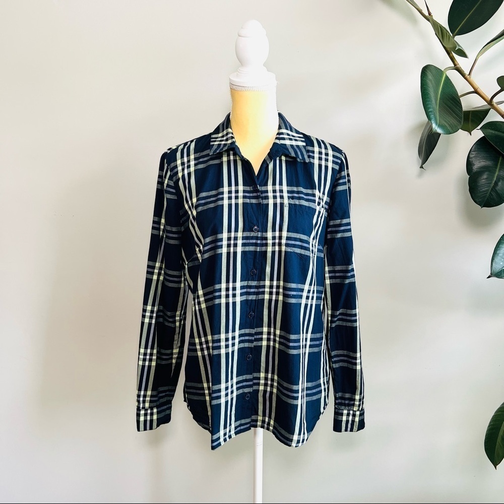 Splendid Blue Plaid Long Sleeve Buttondown Shirt